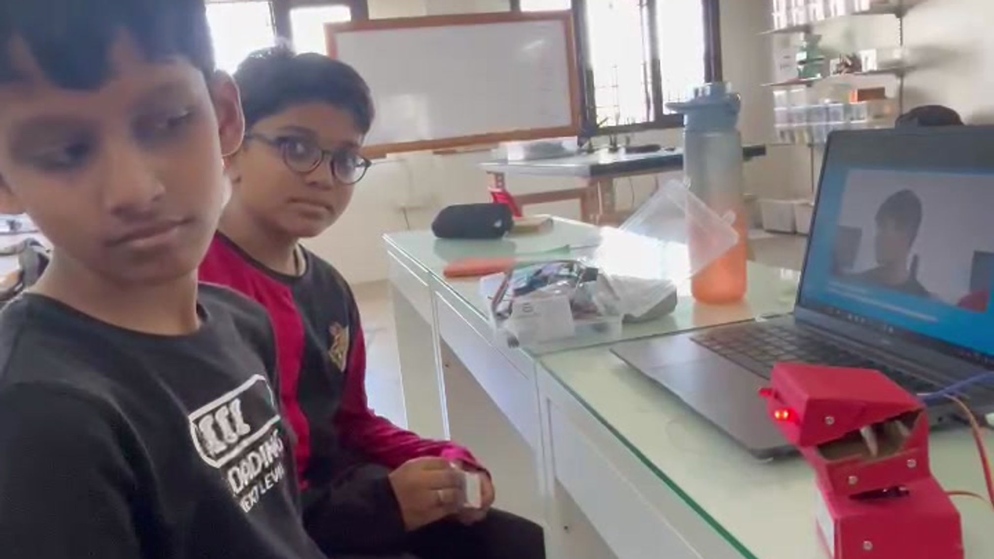 Ishaan & Arjun - Face tracking robot